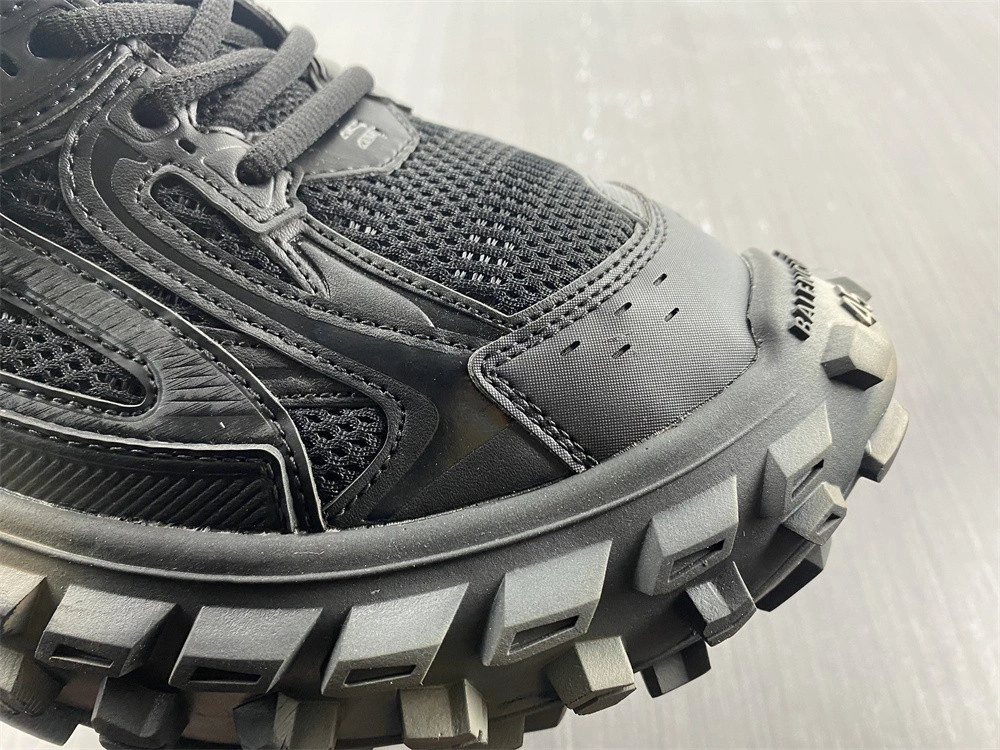 Balenciaga Defender SNEAKER