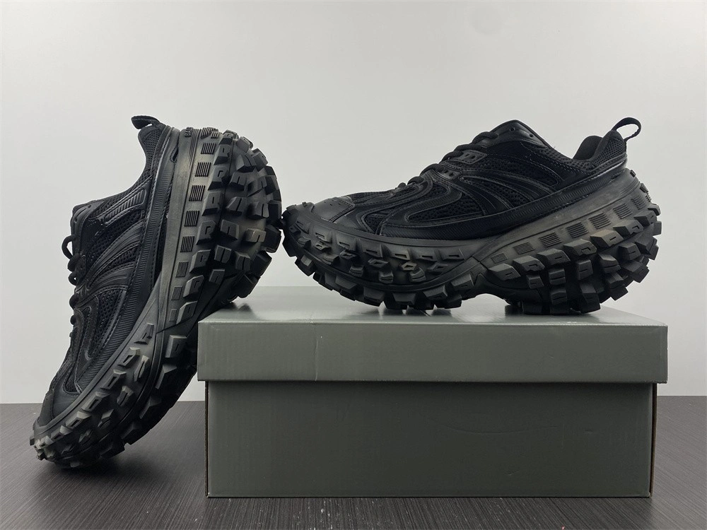 Balenciaga Defender SNEAKER