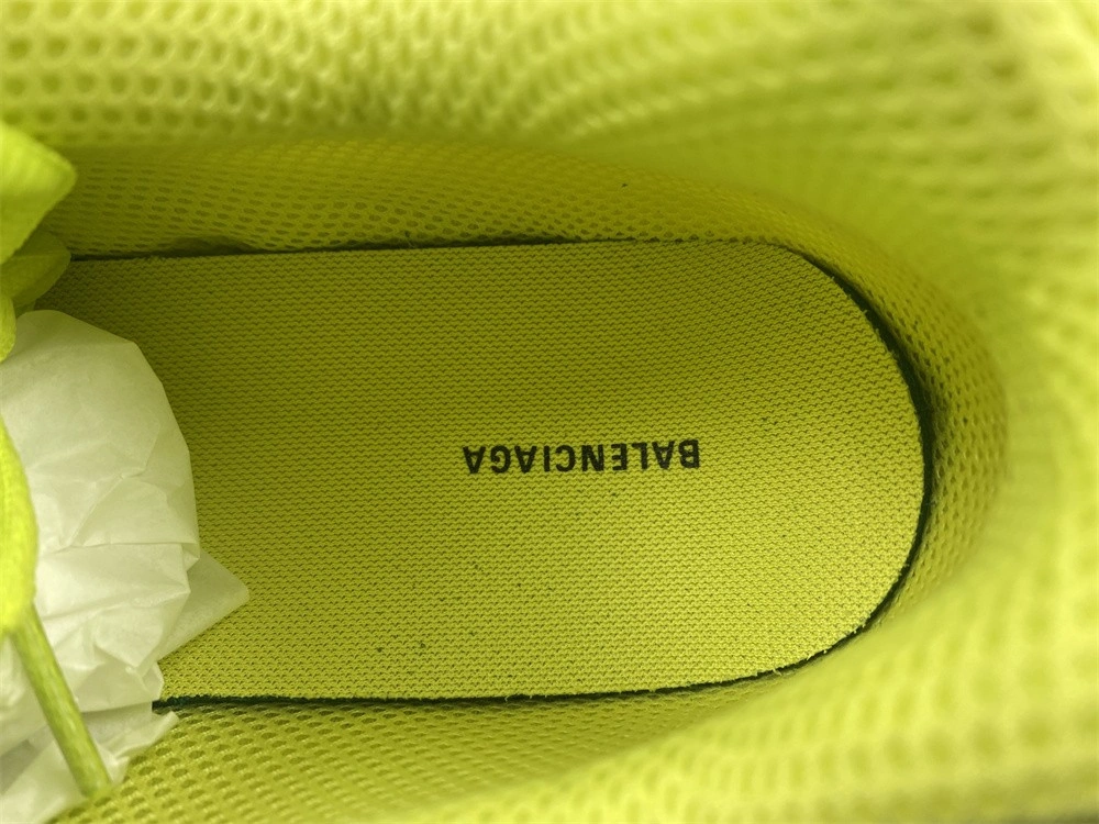 Balenciaga MEN'S PHANTOM SNEAKER IN YELLOW  678869W2E933310