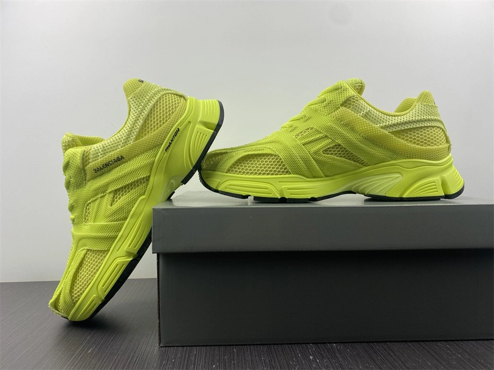 Balenciaga MEN'S PHANTOM SNEAKER IN YELLOW  678869W2E933310