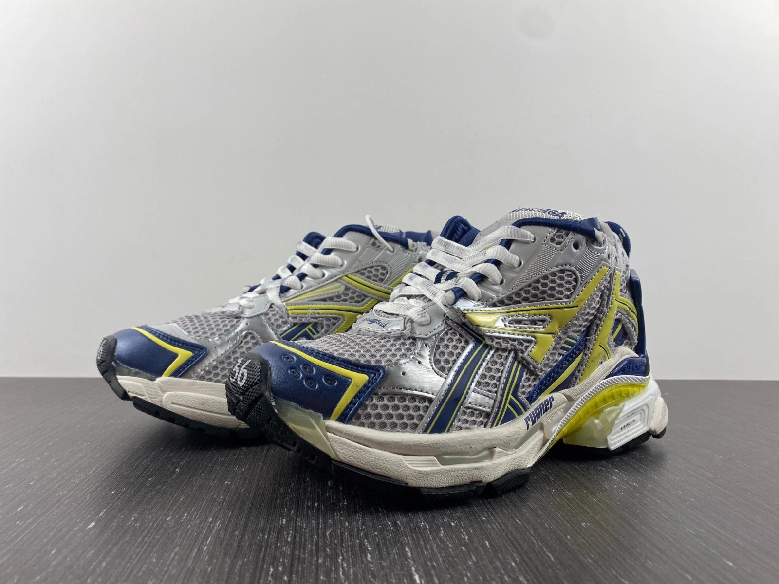 Balenciaga MEN'S RUNNER SNEAKER