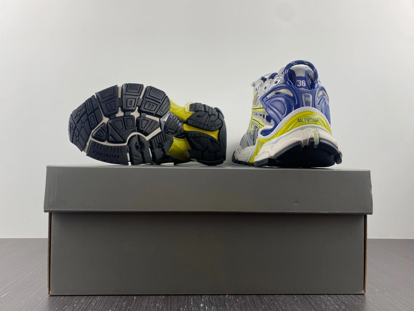 Balenciaga MEN'S RUNNER SNEAKER