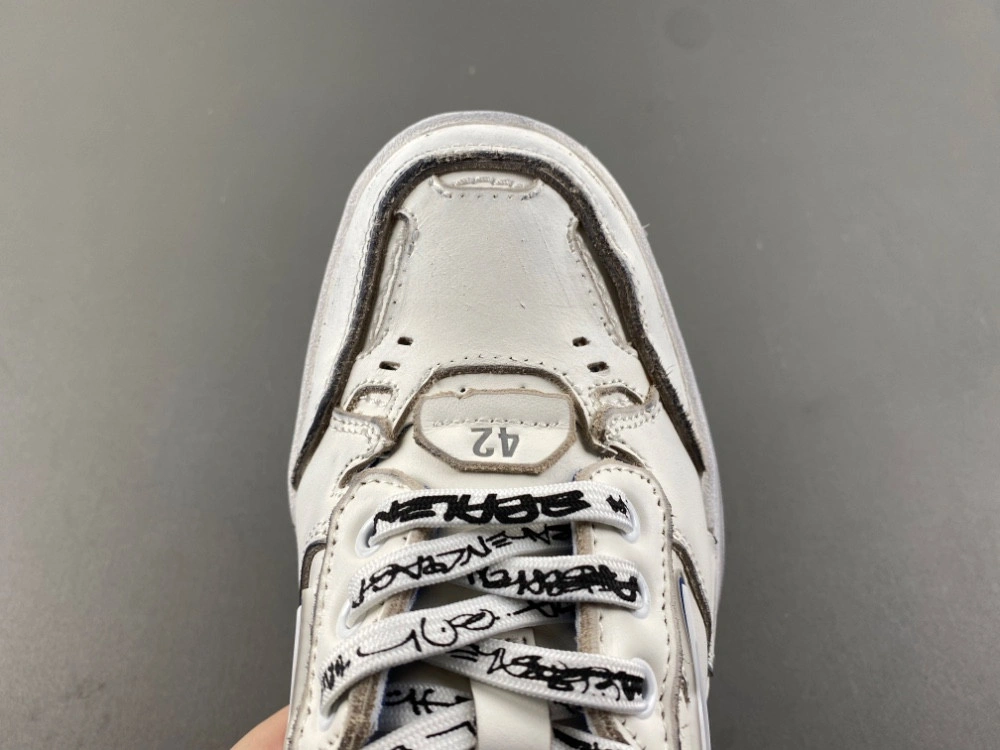 Balenciaga Men's Hamptons Worn-out Sneaker in White