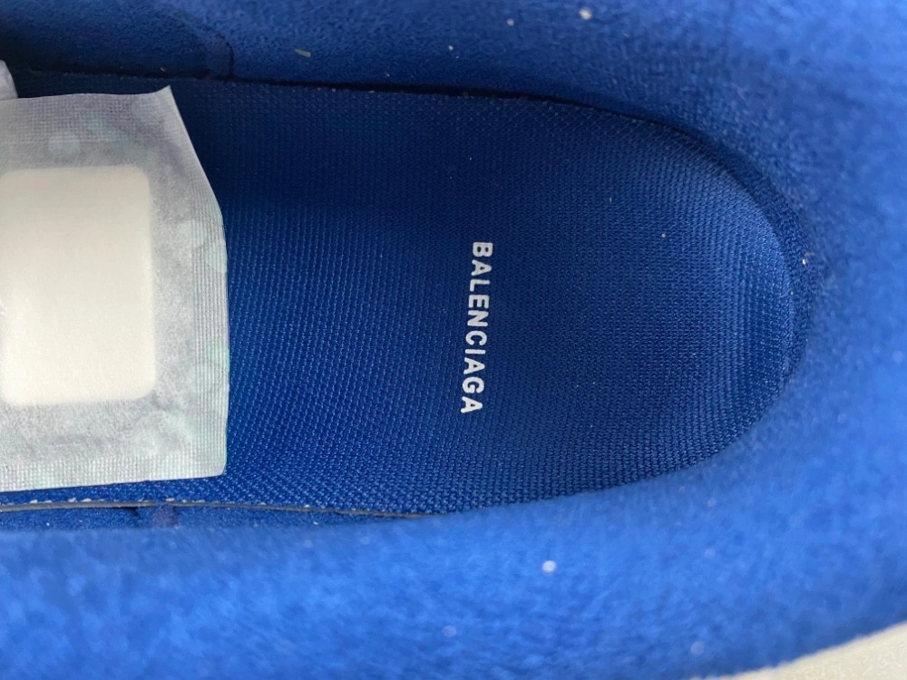 Balenciaga Men's Hamptons Worn-out Sneaker in White