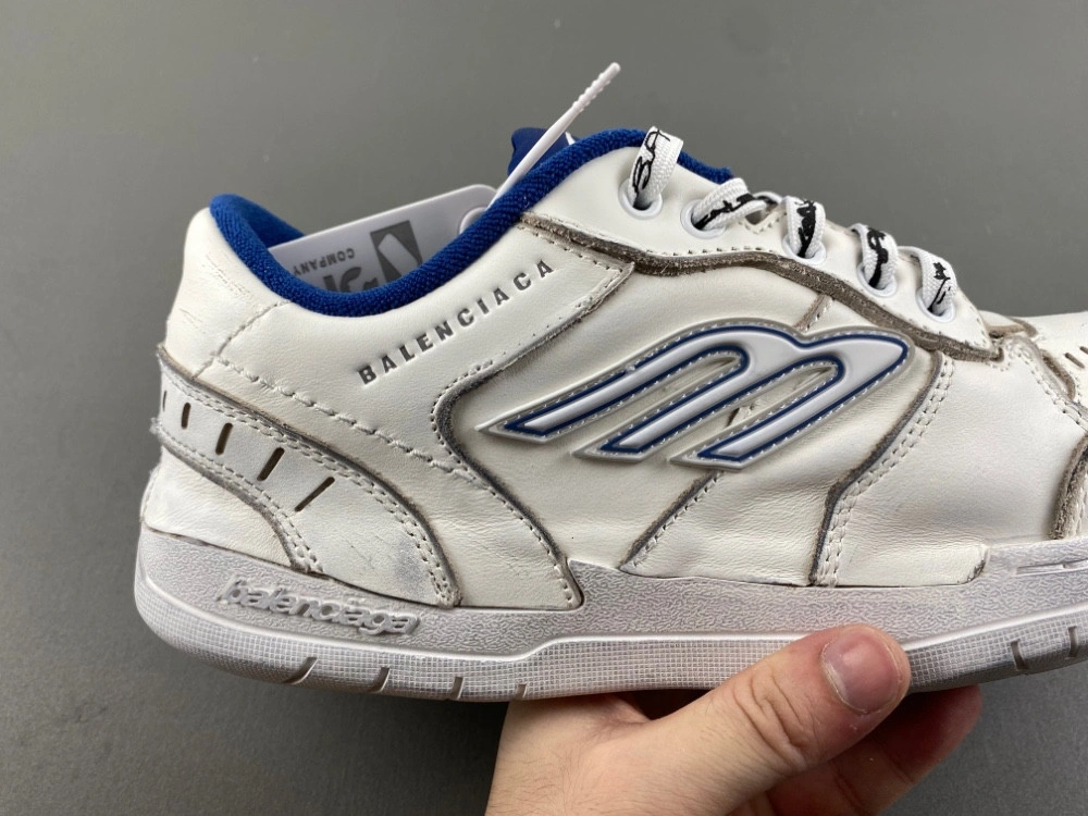 Balenciaga Men's Hamptons Worn-out Sneaker in White