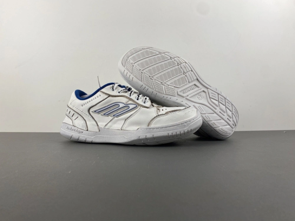 Balenciaga Men's Hamptons Worn-out Sneaker in White