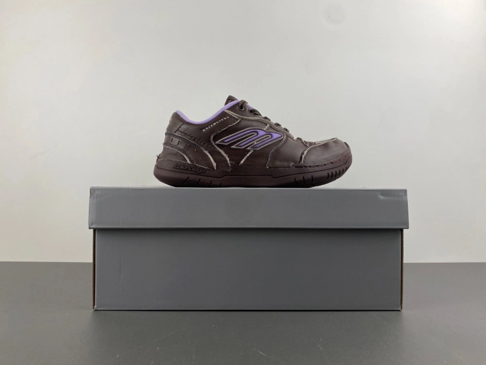 Balenciaga Men's Hamptons Worn-out Sneaker