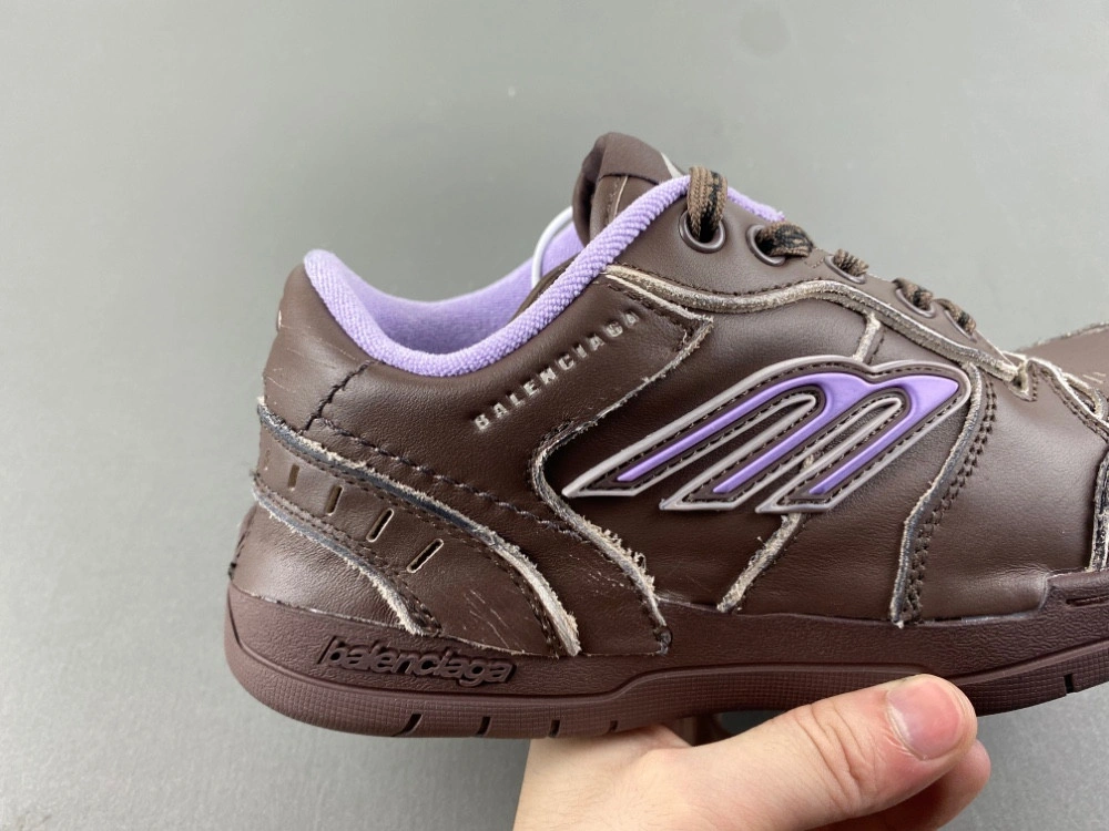 Balenciaga Men's Hamptons Worn-out Sneaker