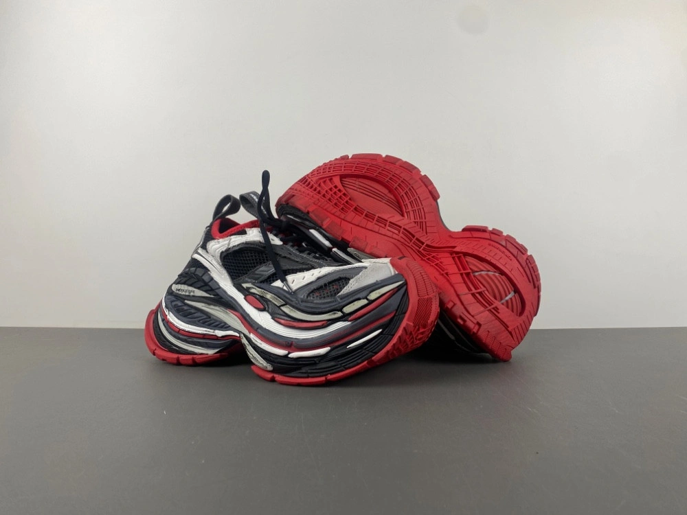 Balenciaga Men's Platform Reduced Sneaker in Black grey red