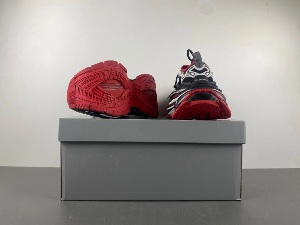 Balenciaga Men's Platform Reduced Sneaker in Black grey red