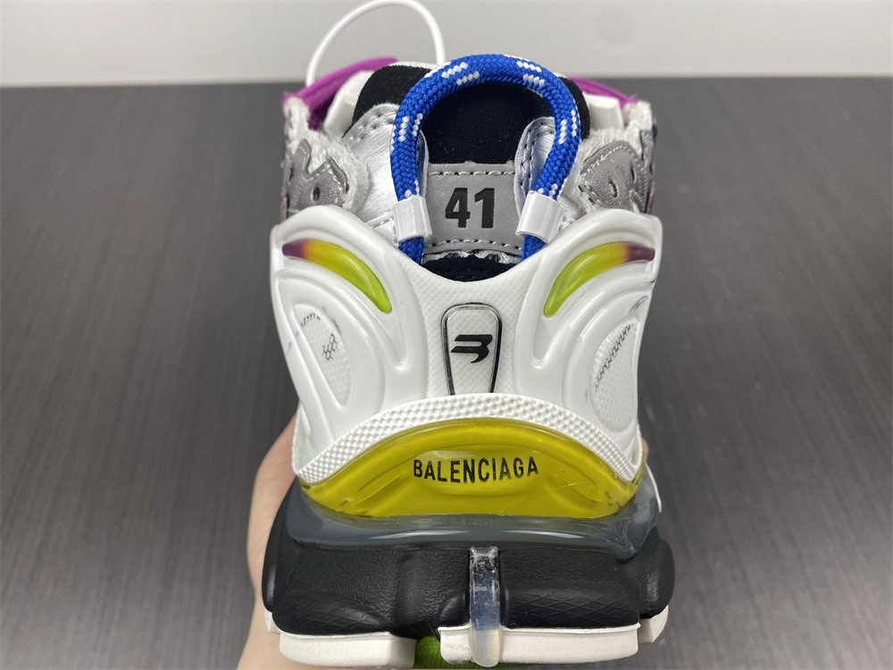 Balenciaga RUNNER SNEAKER   677403W3RB68123
