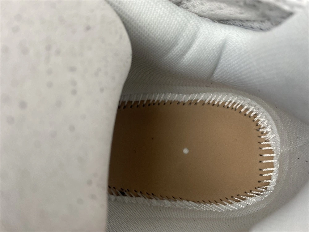 Balenciaga RUNNER SNEAKER   677403W3RB68123