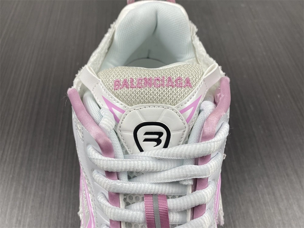 Balenciaga RUNNER SNEAKER  677402W3RB39059