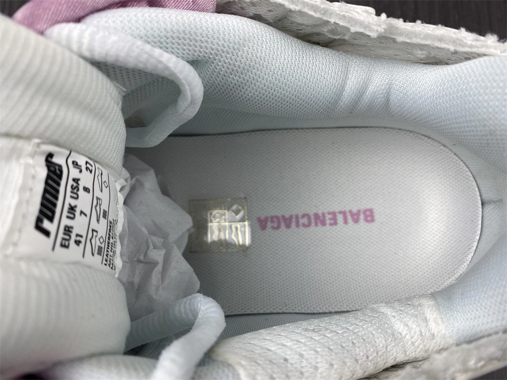 Balenciaga RUNNER SNEAKER  677402W3RB39059