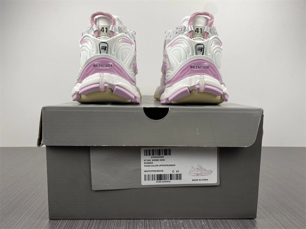 Balenciaga RUNNER SNEAKER  677402W3RB39059