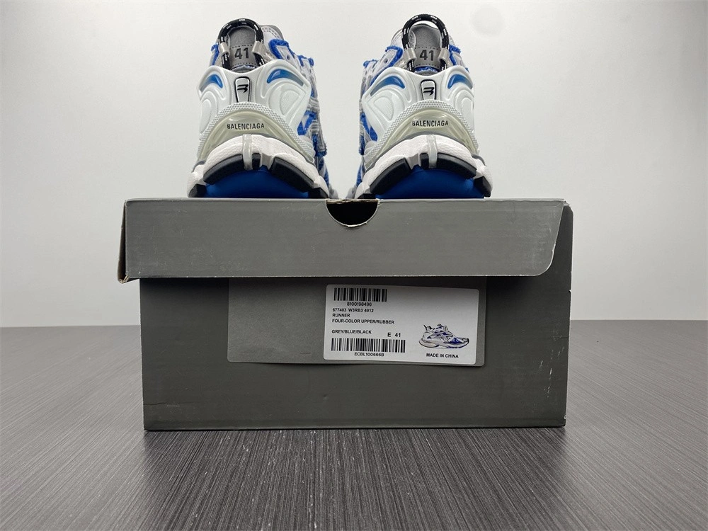 Balenciaga RUNNER SNEAKER  677403W3RB34912