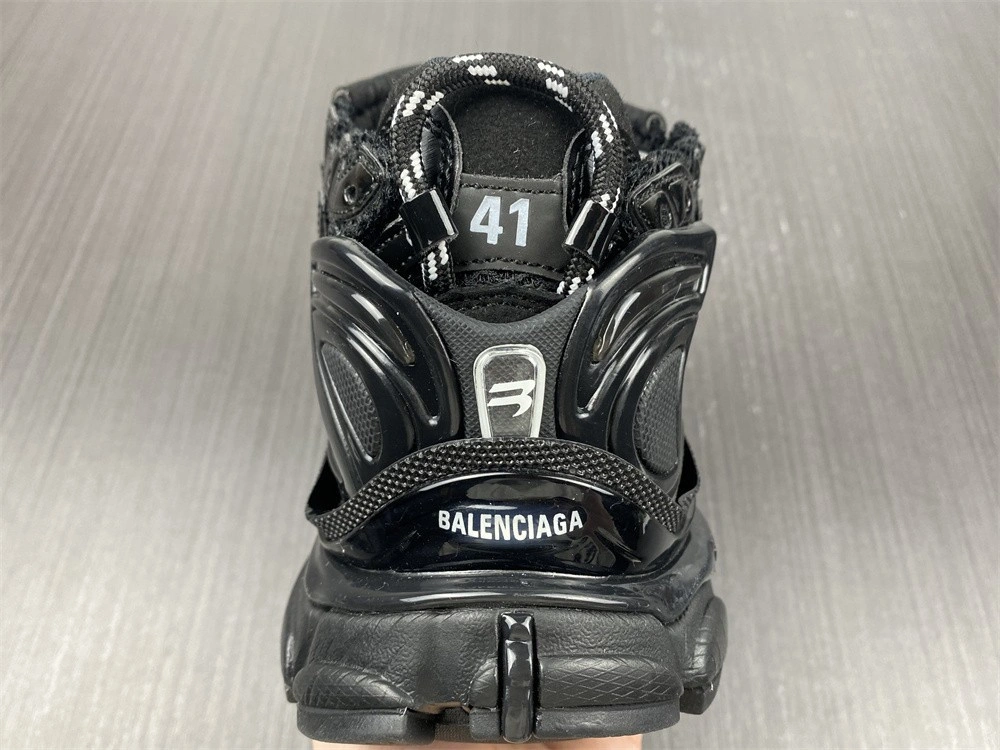 Balenciaga RUNNER SNEAKER 677403W3RA91000