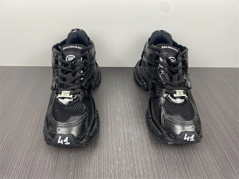 Balenciaga RUNNER SNEAKER 677403W3RA91000
