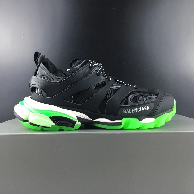 Balenciaga Sneaker Tess.s black with green sole