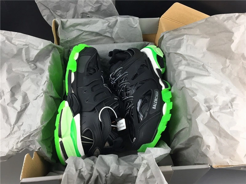 Balenciaga Sneaker Tess.s black with green sole
