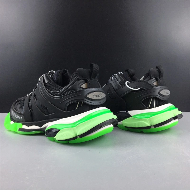 Balenciaga Sneaker Tess.s black with green sole
