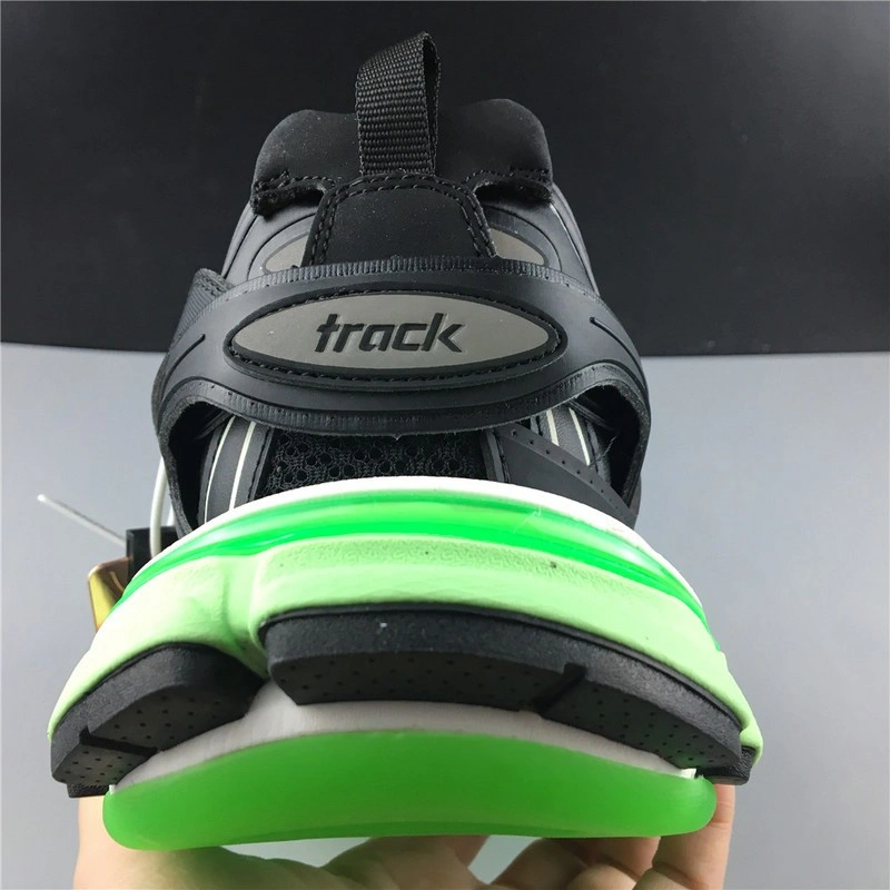 Balenciaga Sneaker Tess.s black with green sole
