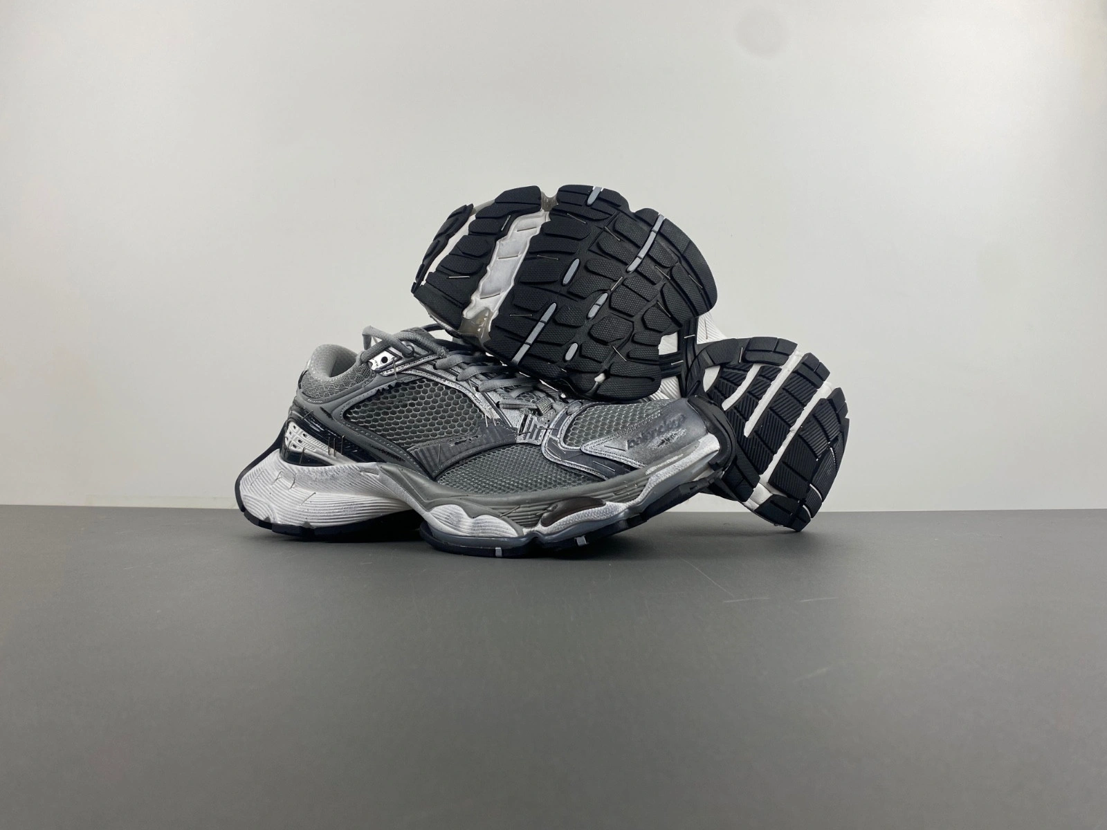 Balenciaga Stapler Sneaker in Grey