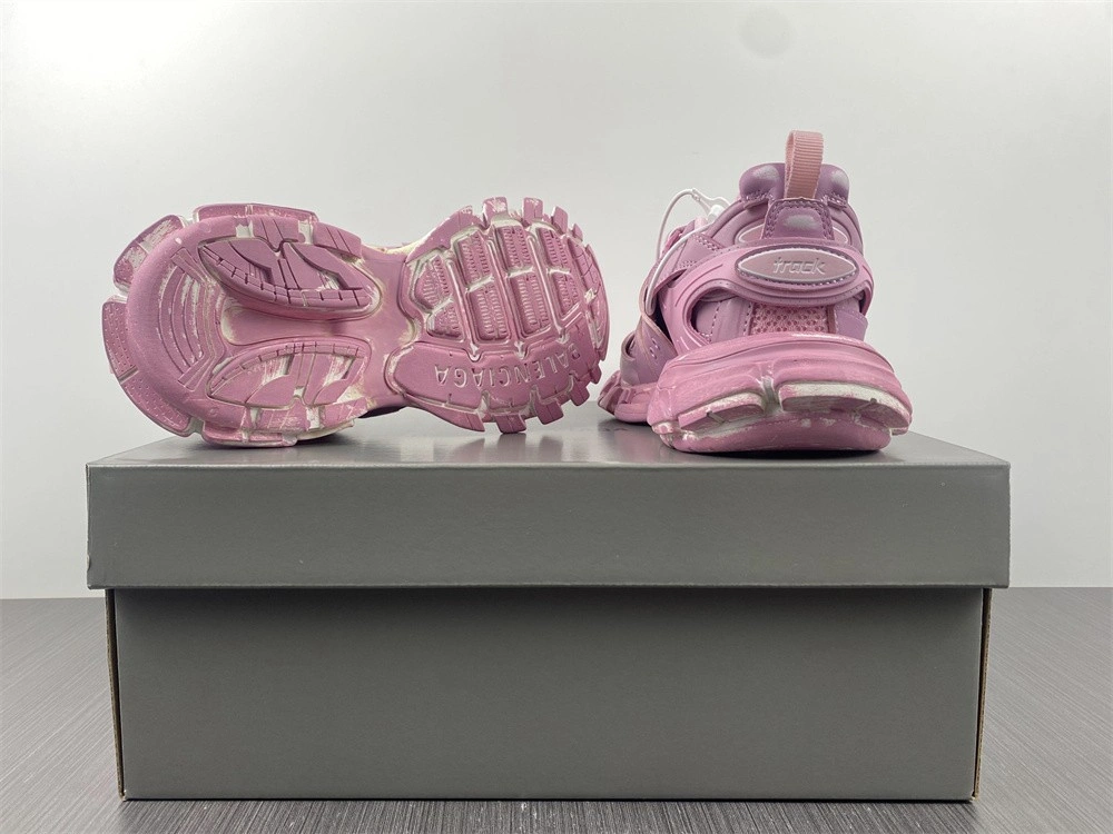 Balenciaga Track Sneaker Fade Pink  542436w3cn25000