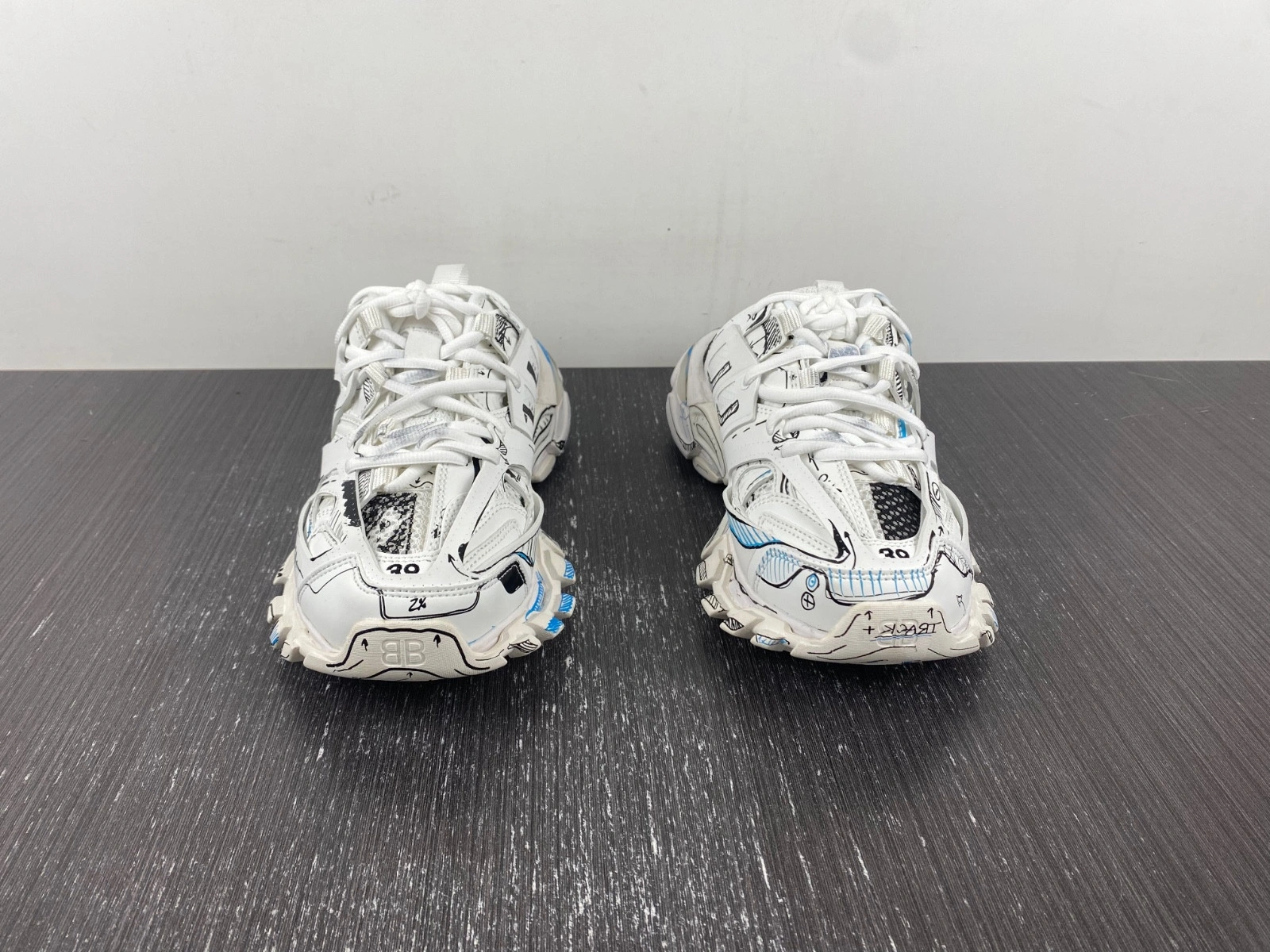 Balenciaga Track mule