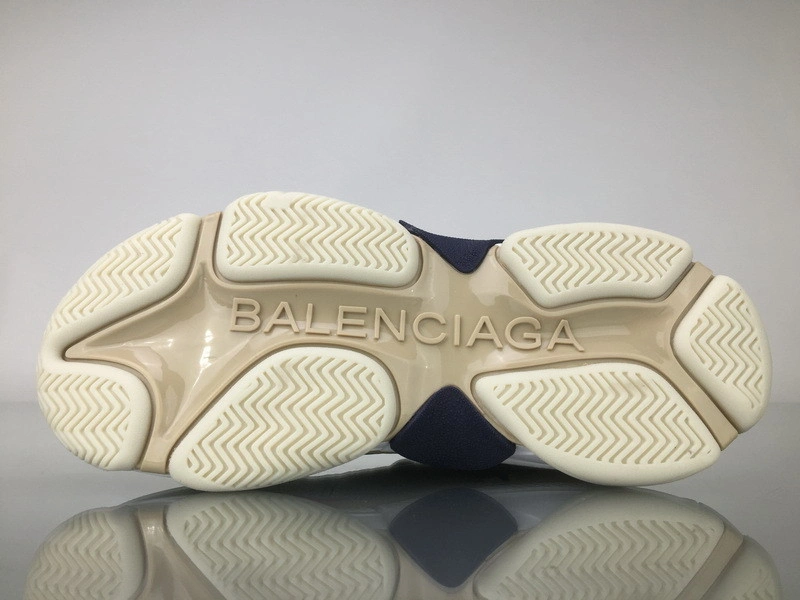 Balenciaga Triple S  490653W06F18000