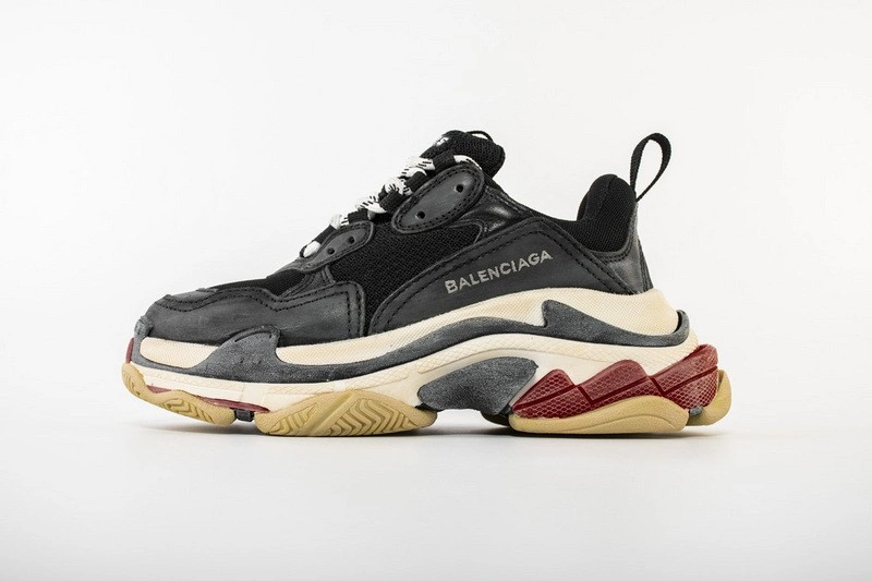 Balenciaga Triple S  533882W09011000