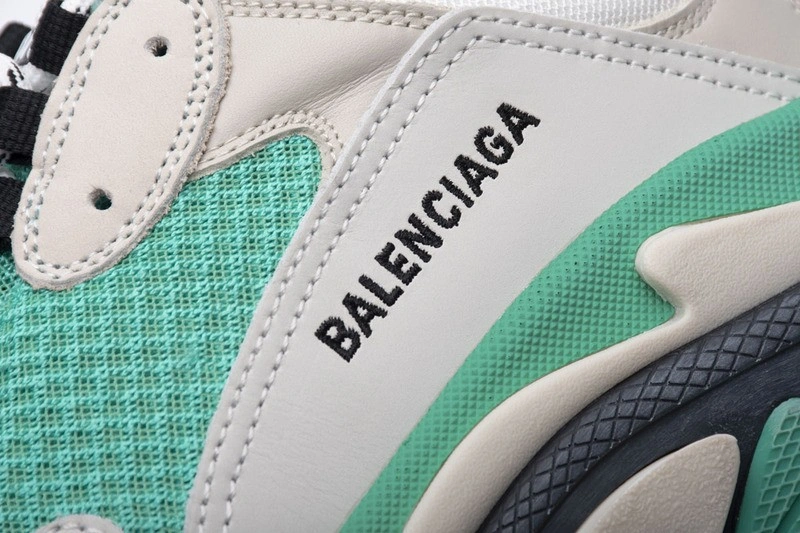 Balenciaga Triple S  MINT GREEN 524039 W09E1 9878
