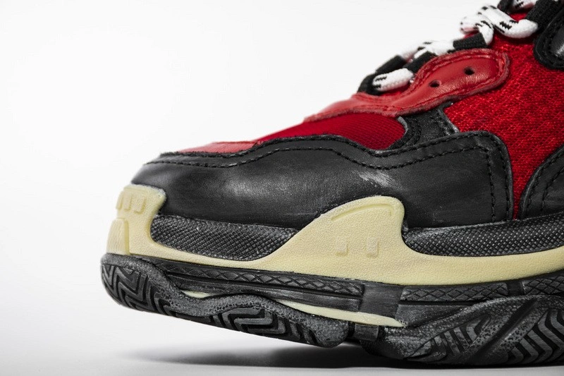 Balenciaga Triple S  Red  Black