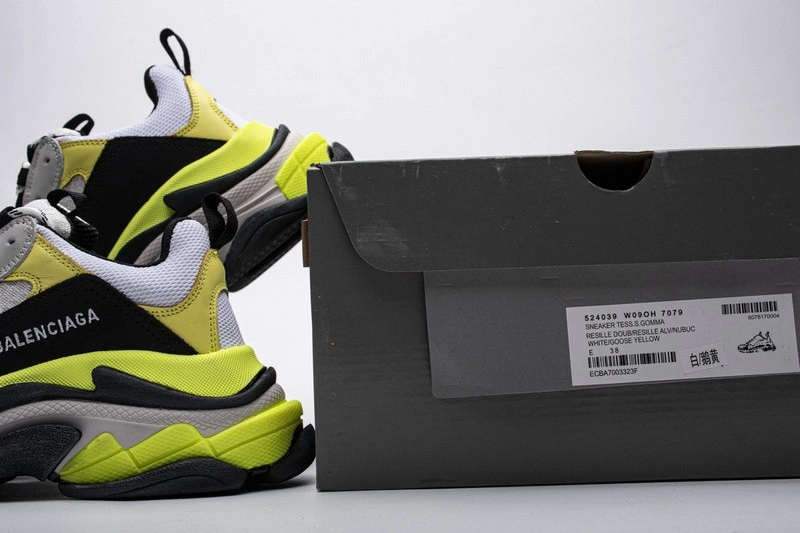 Balenciaga Triple S 512178W09T19000