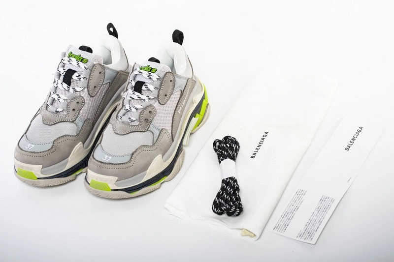 Balenciaga Triple S 541621W090111220