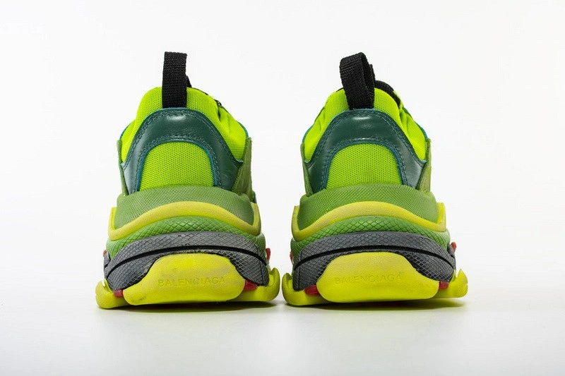 Balenciaga Triple S 541640W090E7581