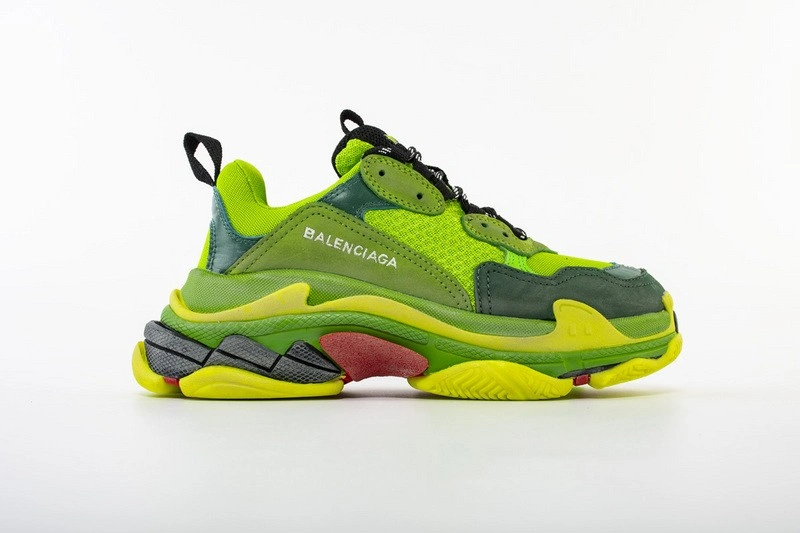 Balenciaga Triple S 541640W090E7581