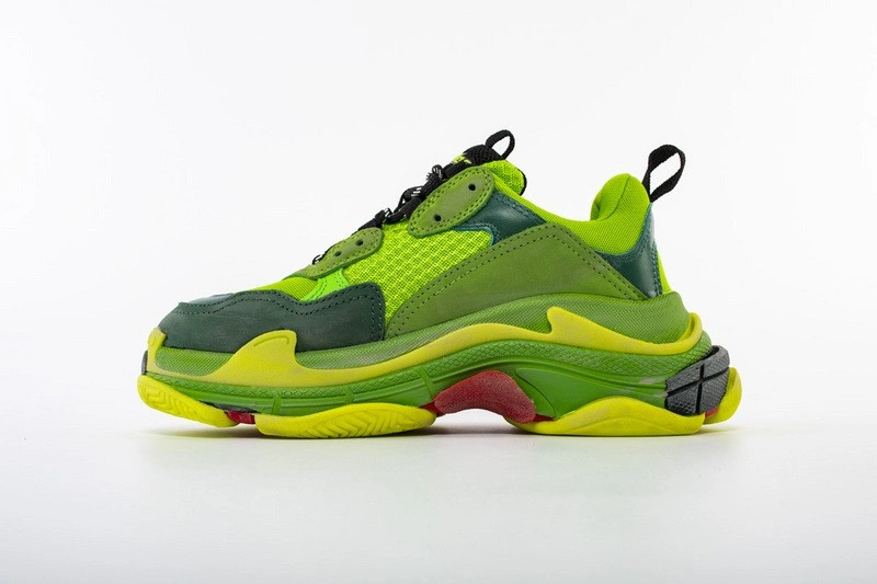 Balenciaga Triple S 541640W090E7581