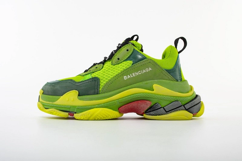 Balenciaga Triple S 541640W090E7581