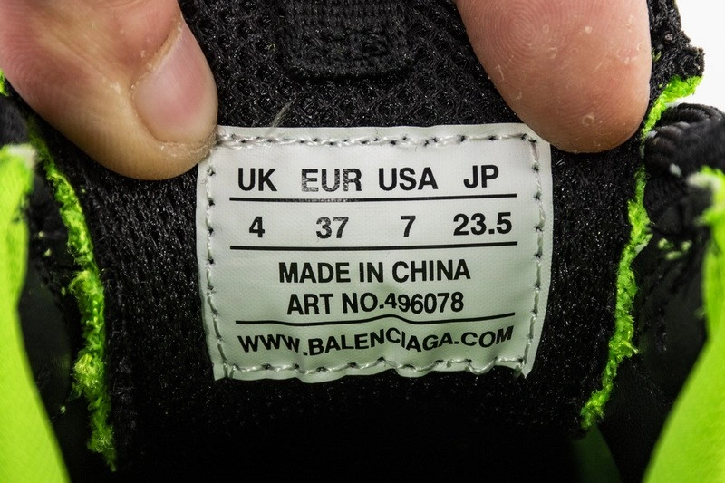 Balenciaga Triple S 541640W090E7581