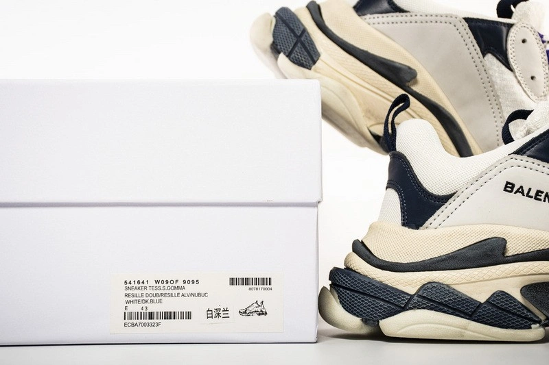 Balenciaga Triple S 541641W09OF9095