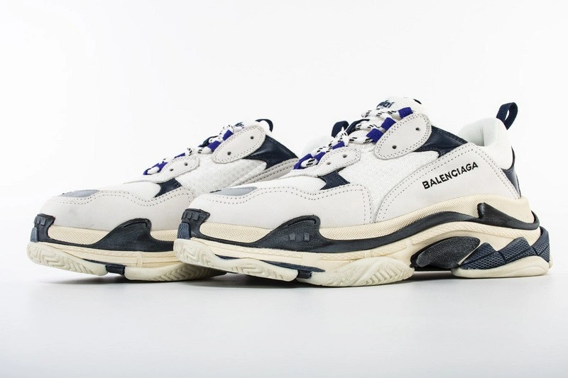 Balenciaga Triple S 541641W09OF9095