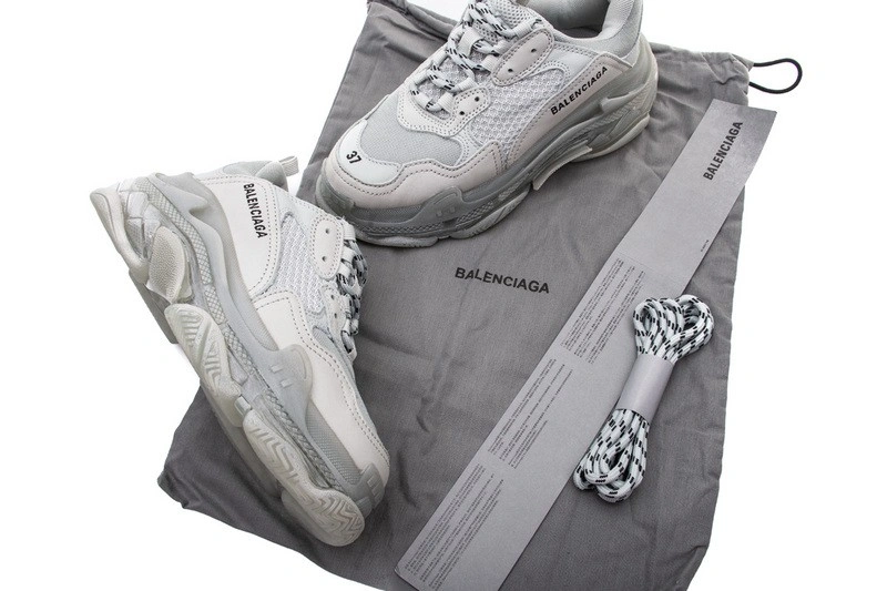 Balenciaga Triple S Clear Sole  541624- W09O1-1705