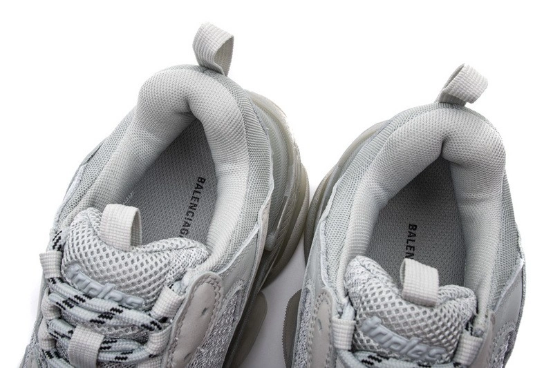 Balenciaga Triple S Clear Sole  541624- W09O1-1705
