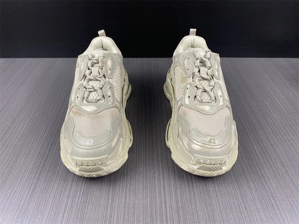 Balenciaga Triple S Cream -colored  Sneaker