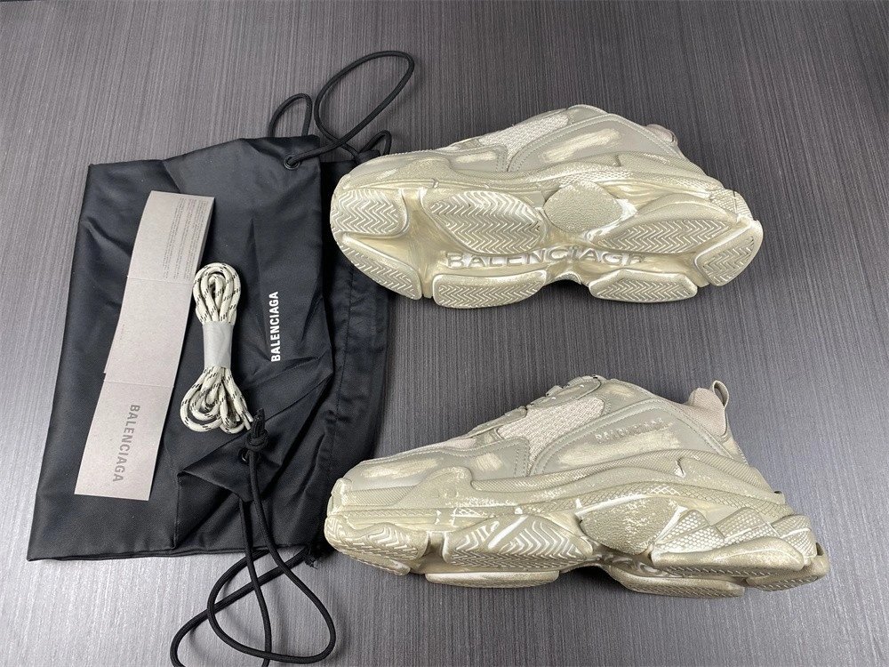 Balenciaga Triple S Cream -colored  Sneaker