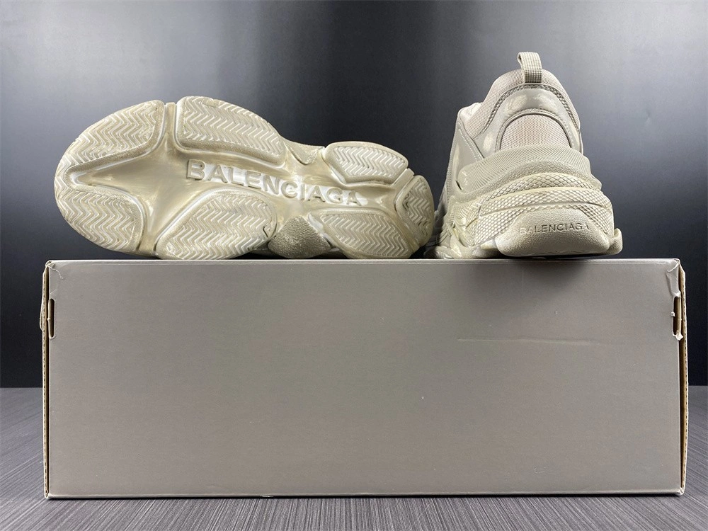 Balenciaga Triple S Cream -colored  Sneaker