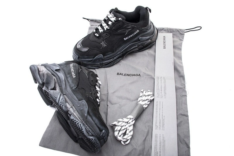 Balenciaga Triple S Triple Black  541624- W09O1-1000