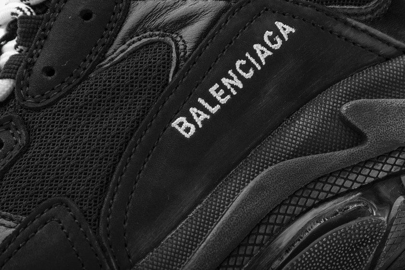 Balenciaga Triple S Triple Black  541624- W09O1-1000