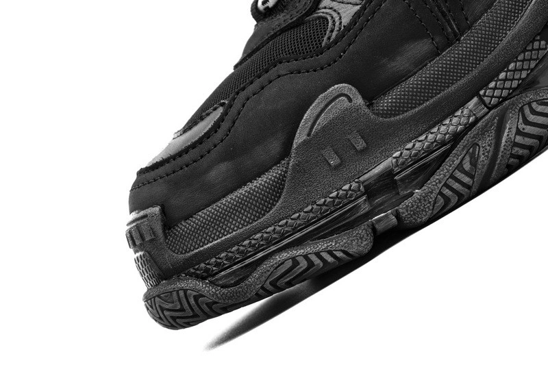 Balenciaga Triple S Triple Black  541624- W09O1-1000
